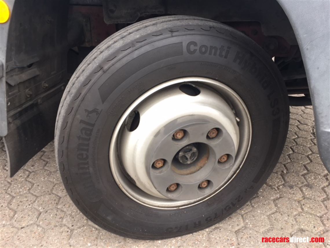 iveco-euro-cargo-75t-170--motorsport-service