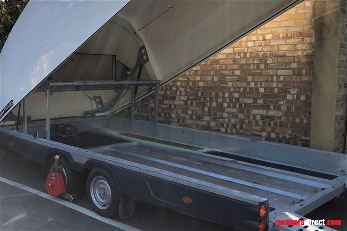 brian-james-race-shuttle-2