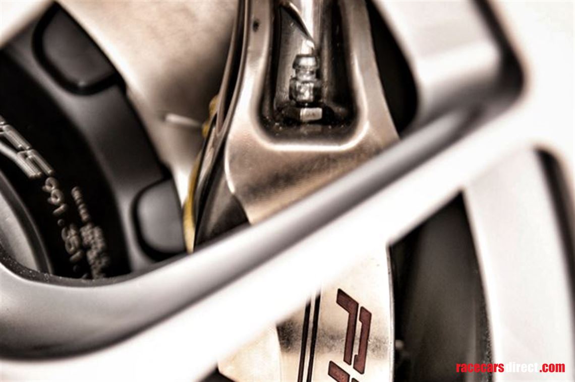 new-price-perfect-condition-porsche-991-gt3r