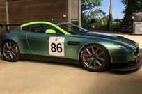aston-martin-v8-vantage-47