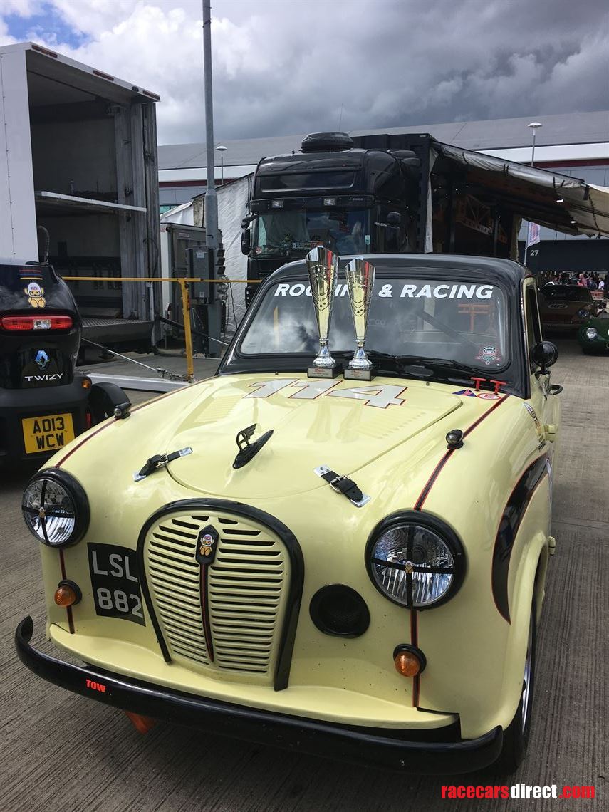two podiums at 2017 Silverstone Classic