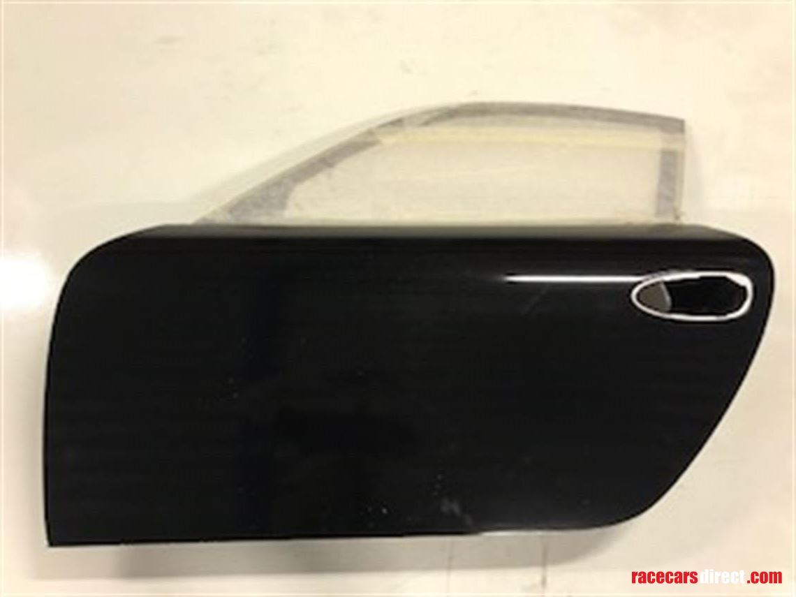 original-porsche-motorsport-997-carbon-door