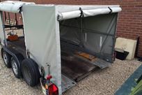 brian-james-trailer-covered-trailer