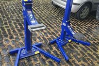 pair-of-single-seater-race-car-lifts
