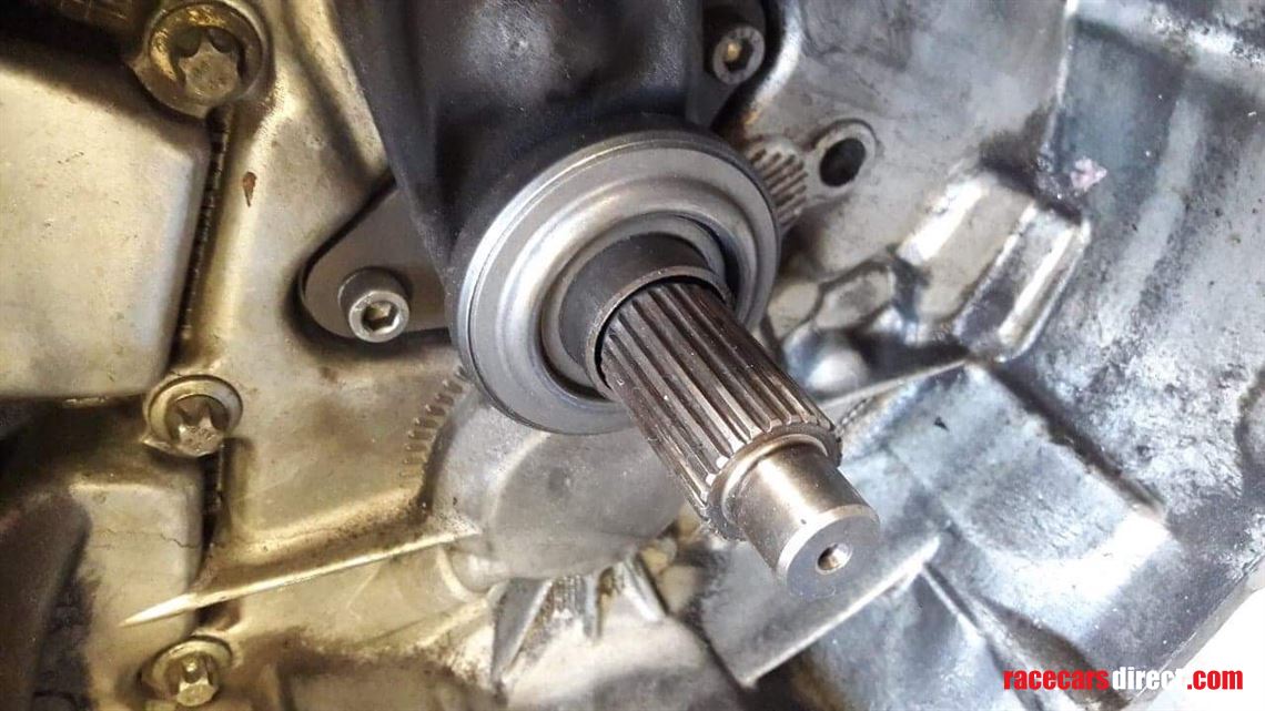 renault-clio-sadev-5-speed-dog-box