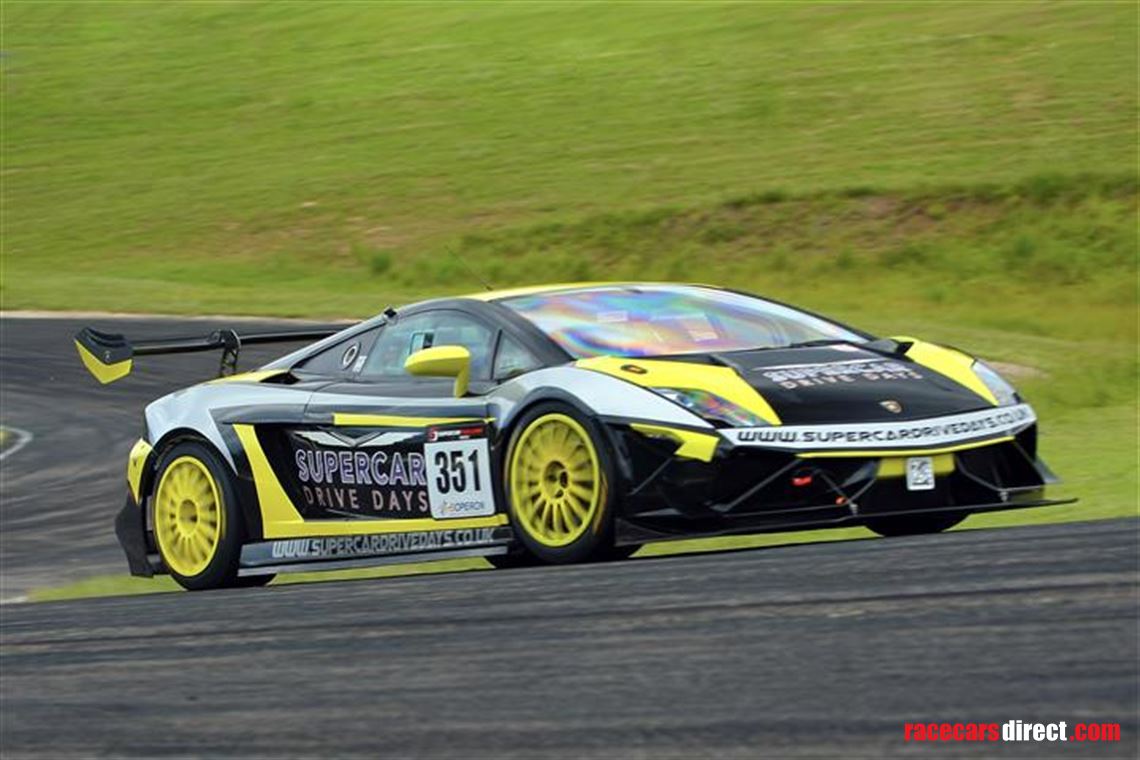 lamborghini-super-trofeo-reduced