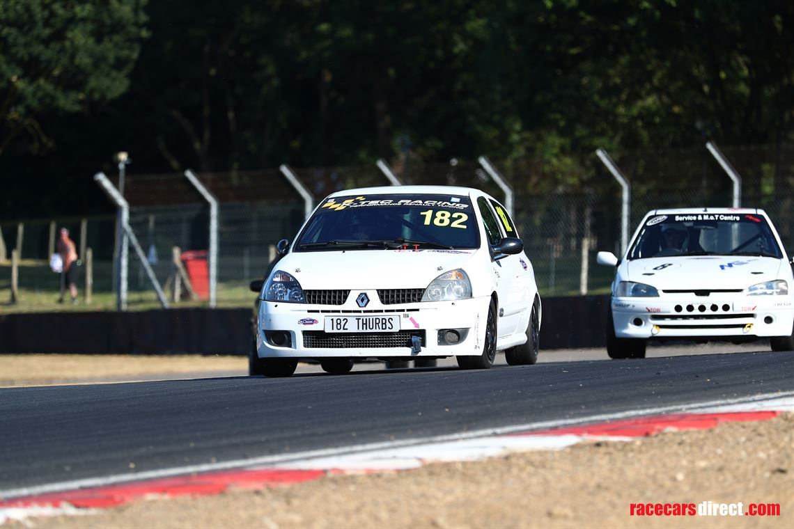 750mc-renault-clio-182-championship-car