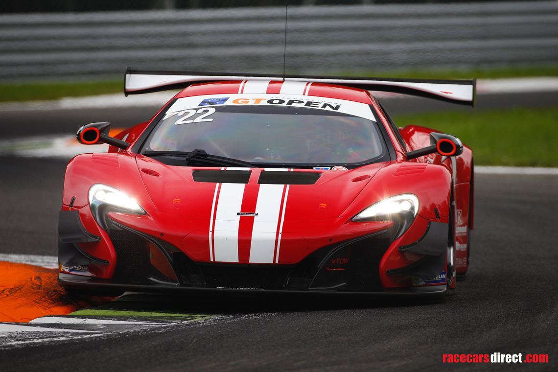 championship-winning-mclaren-650-gt3