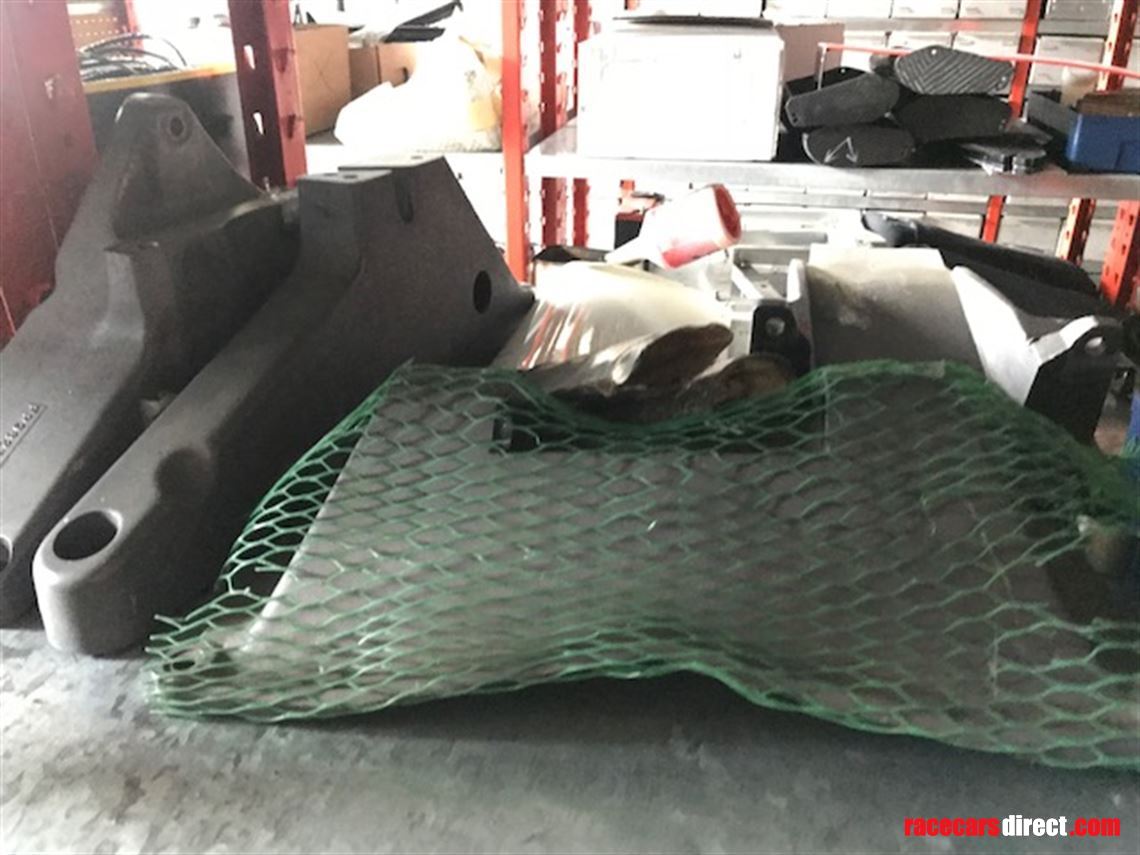 formula-renault-fr-20-tatuus-rc98-unused-sinc