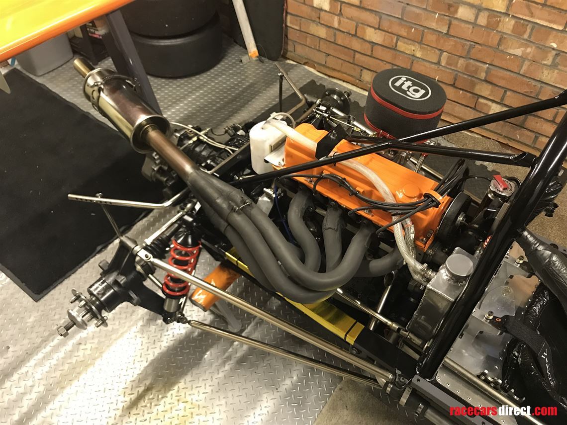 lola-t580-hu16-historic-formula-ford-2000