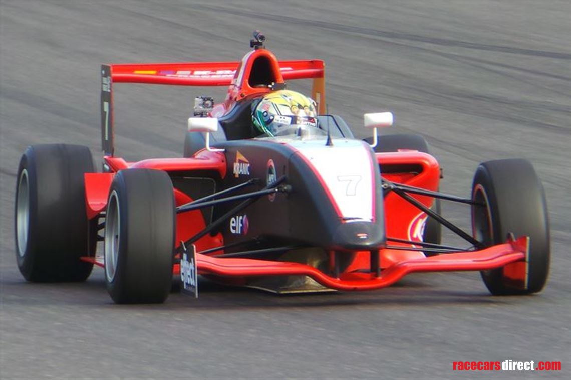 formula-renault-16