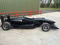 dallara-formula-3-f301-running-toms-toyota