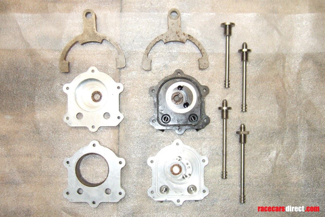 arrows-fa13-gearcase-and-misc-internals