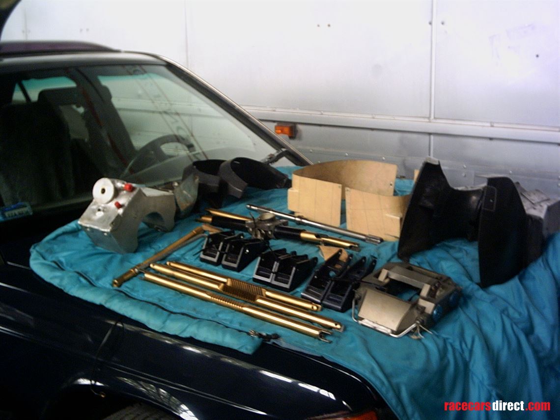 benneton-f1-89b-spares-package