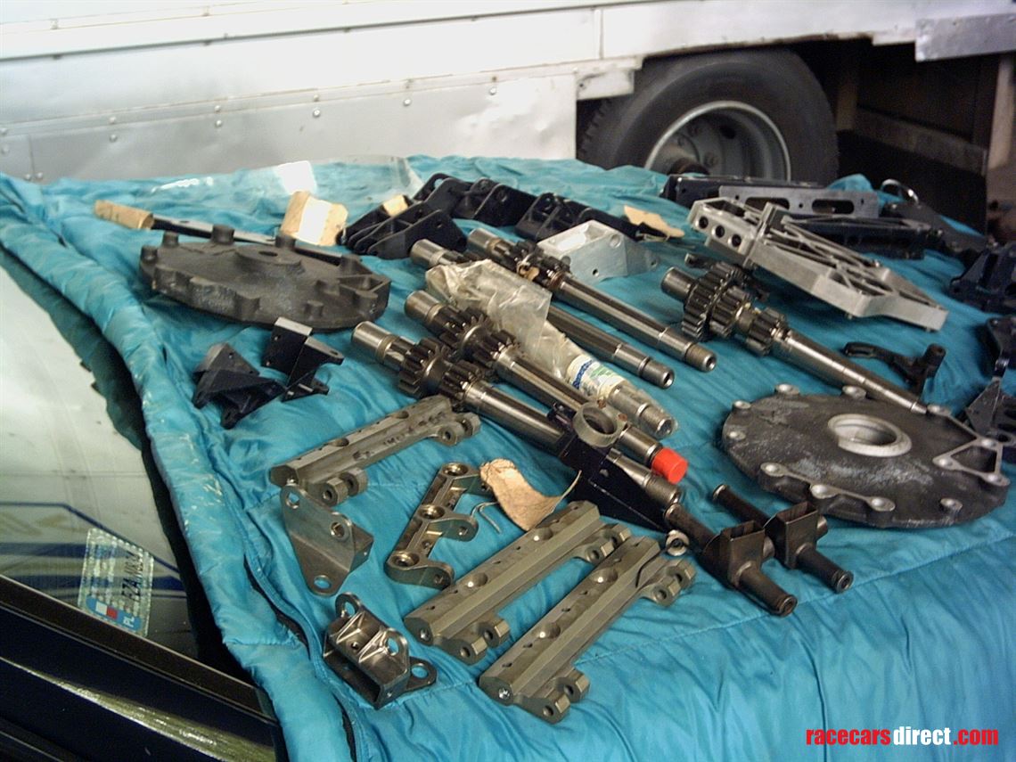 benneton-f1-89b-spares-package