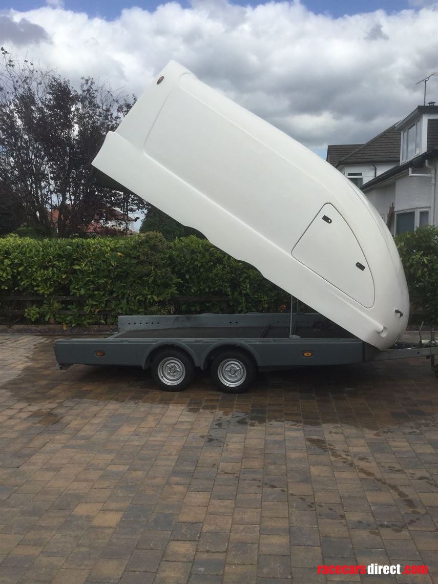 woodford-rl2000-race-trailer