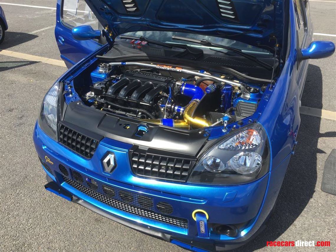 supercharged-clio-cup-track-day-car