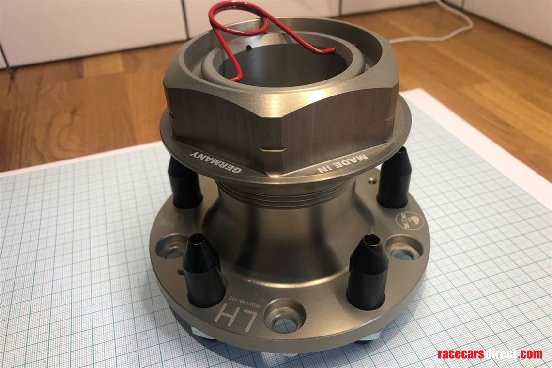 bmw-e30-m3-group-center-lock-hub-adaptors