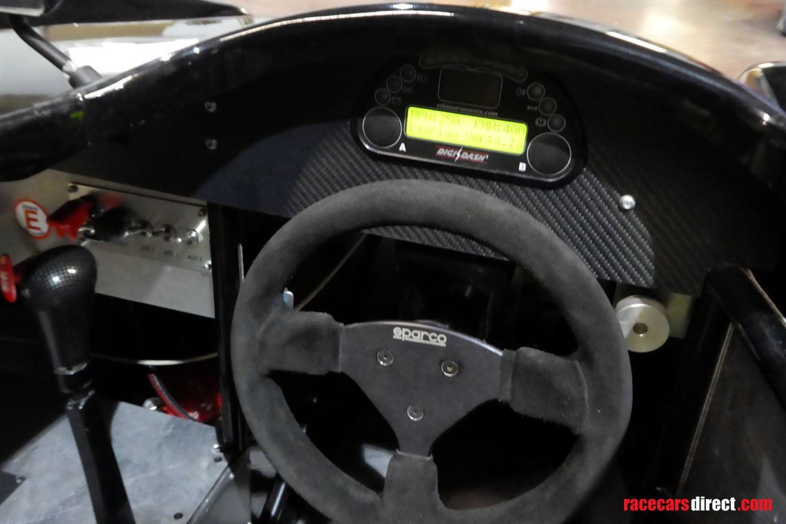 t5-mission-hayabusa-race-car