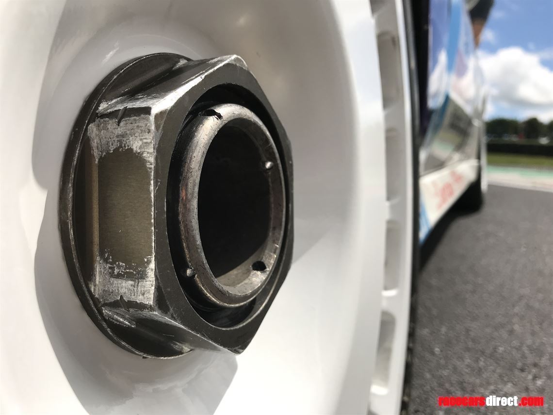 1990-bmw-e30-m3-evo-sport-bigazzi-dtm-spec