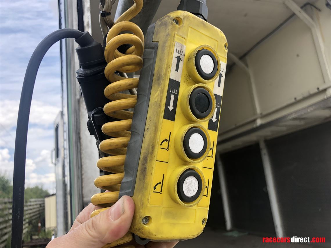 4-car-race-transporter---sold