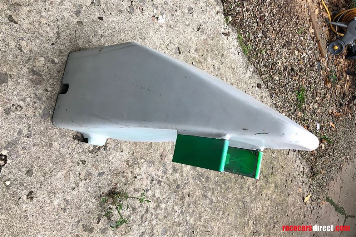 formula-renault-tatuus-nose