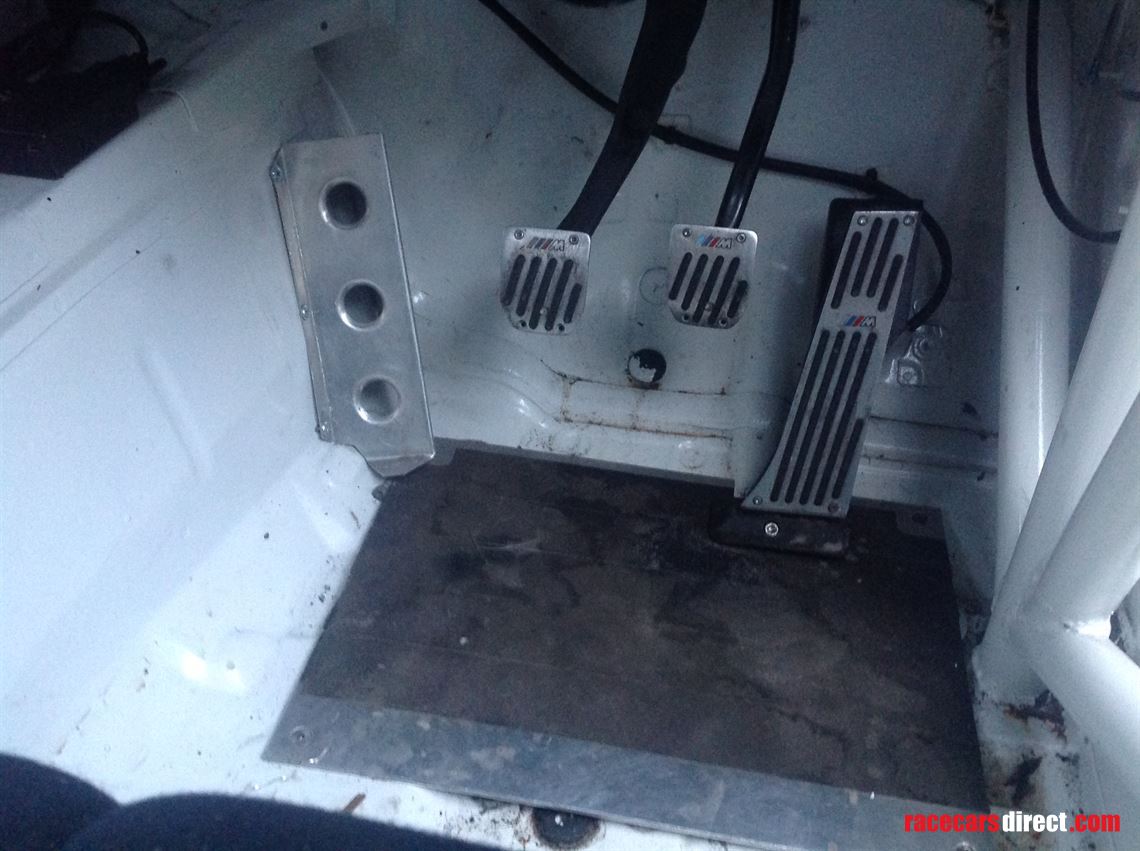 bmw-1-series-e87-v8-s65