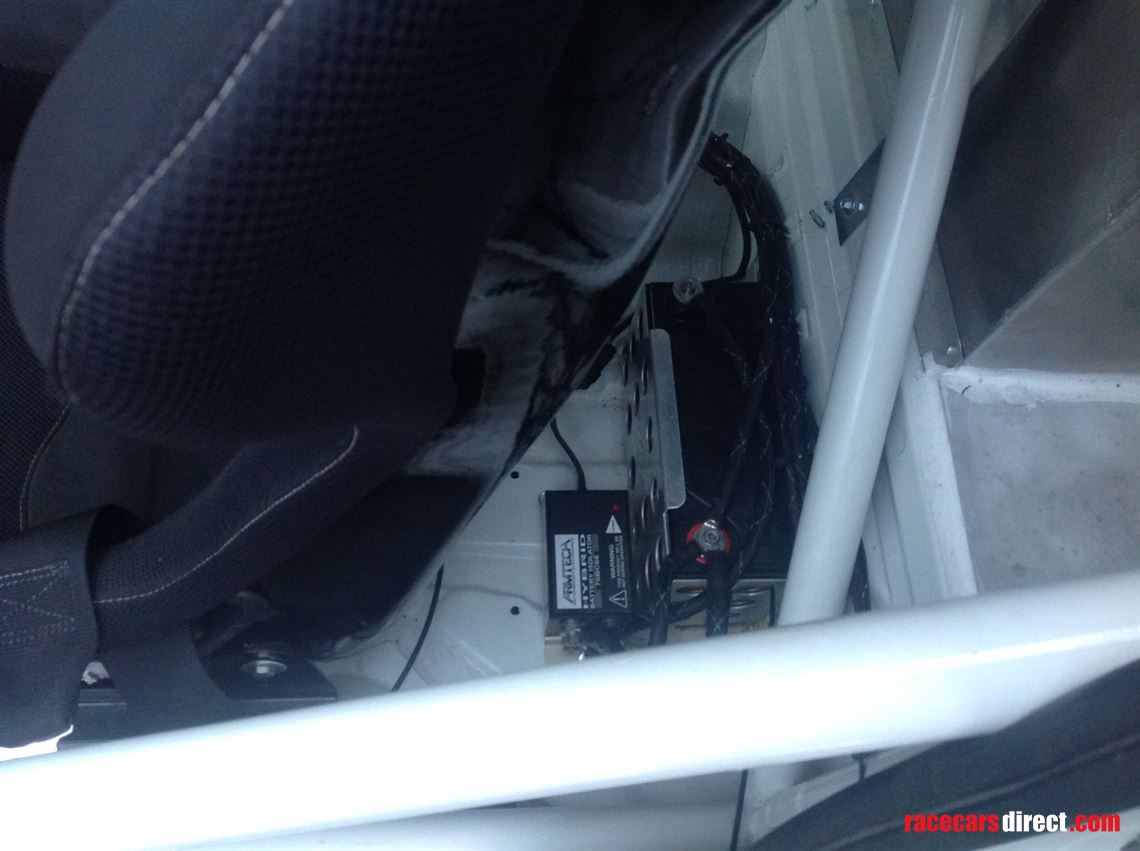 bmw-1-series-e87-v8-s65