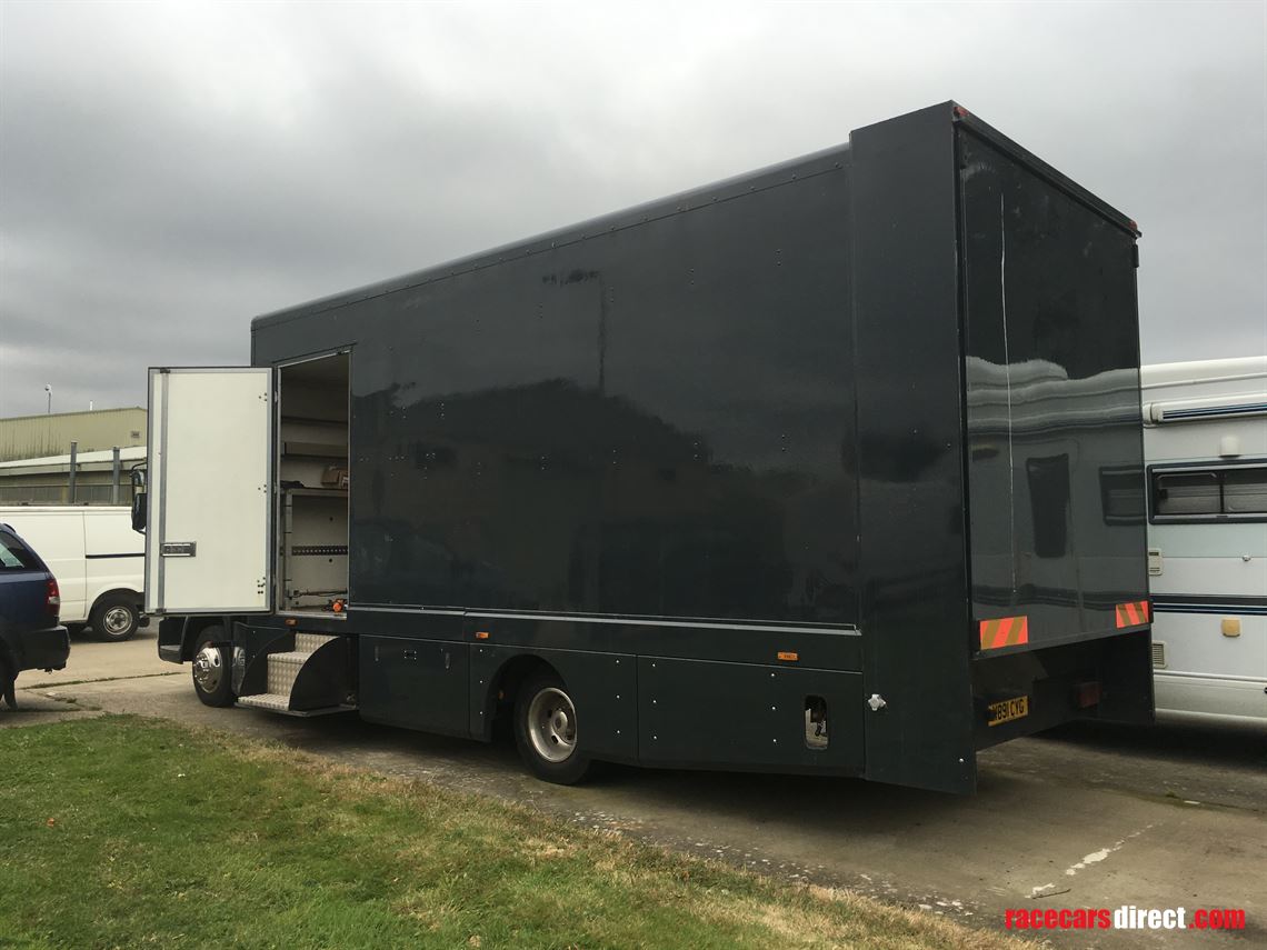 75-ton-iveco-race-car-transporter