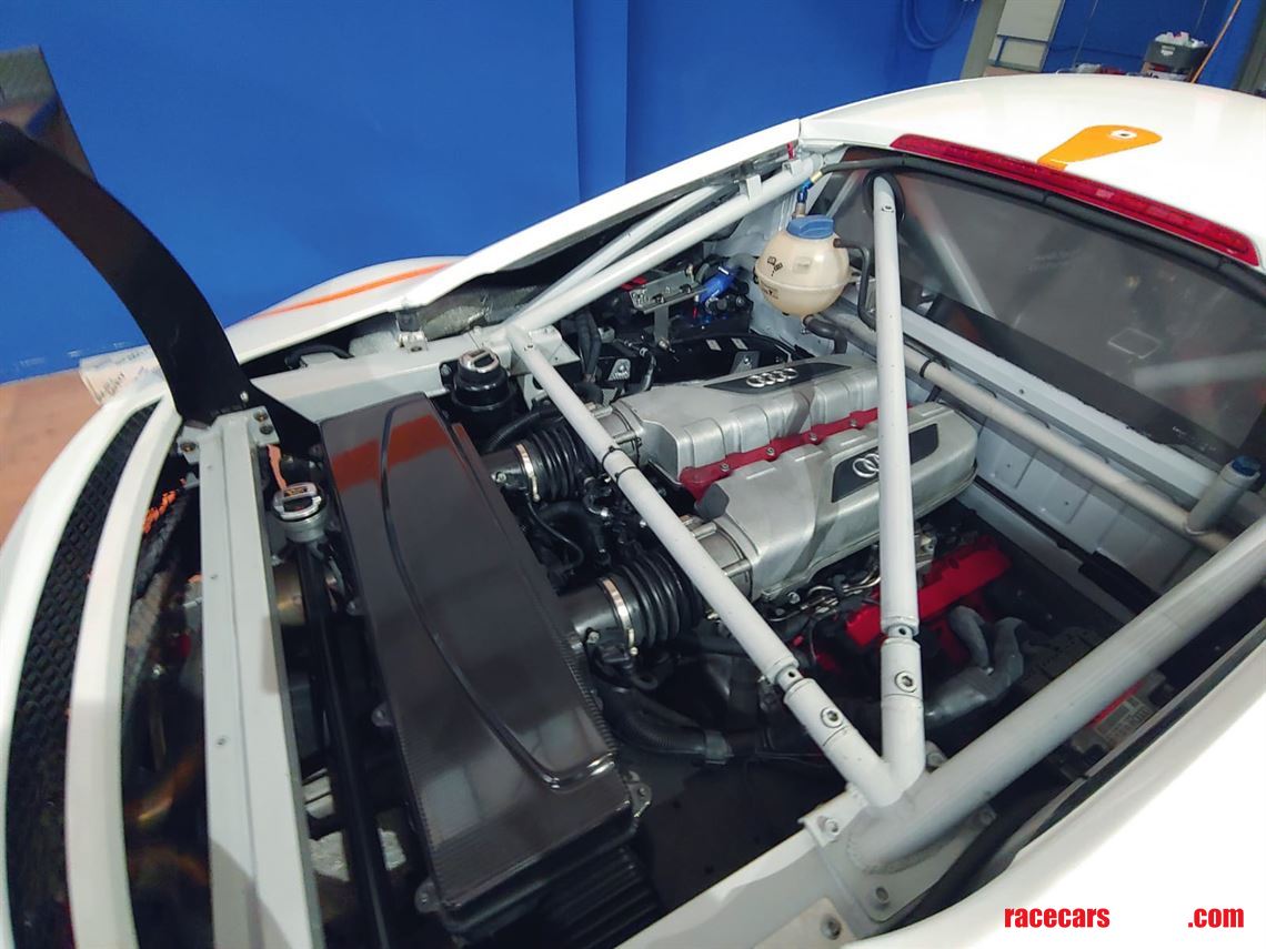 audi-r8-lms-ultra-2012-for-sale