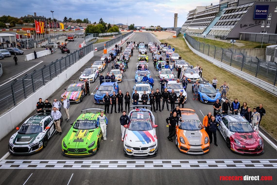 porsche-gt4-clubsport-mr-spec-2018