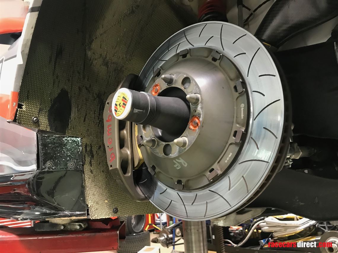 2012-porsche-997-gt3r