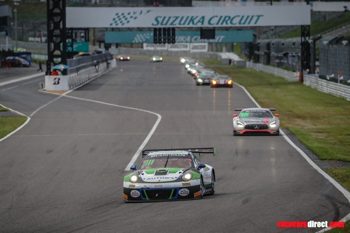 porsche-911-gt3-r-2018-evo