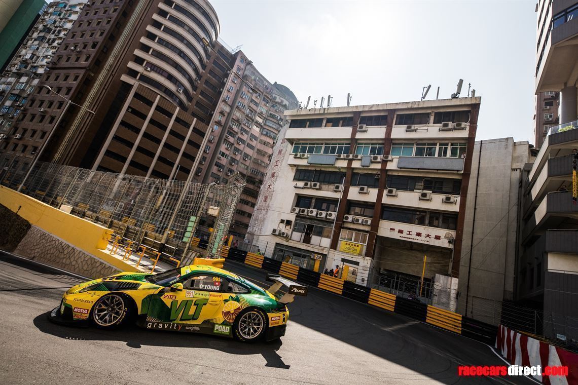 porsche-911-gt3-r-2018-evo