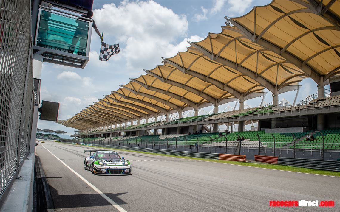 porsche-911-gt3-r-2018-evo