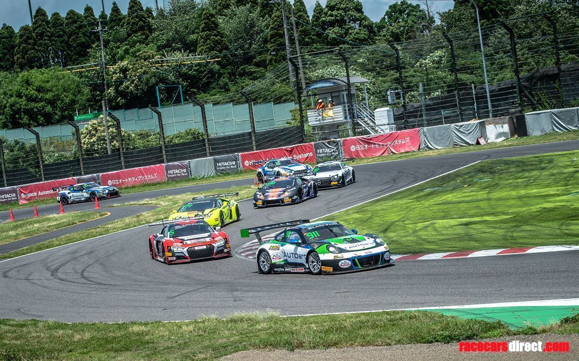 porsche-911-gt3-r-2018-evo