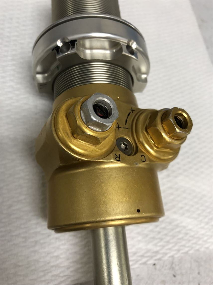 ohlins-ttx-4way-dampers