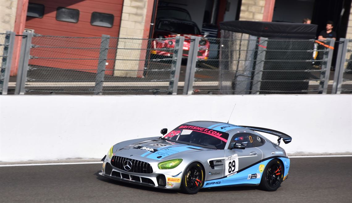 mercedes-gt4-amg