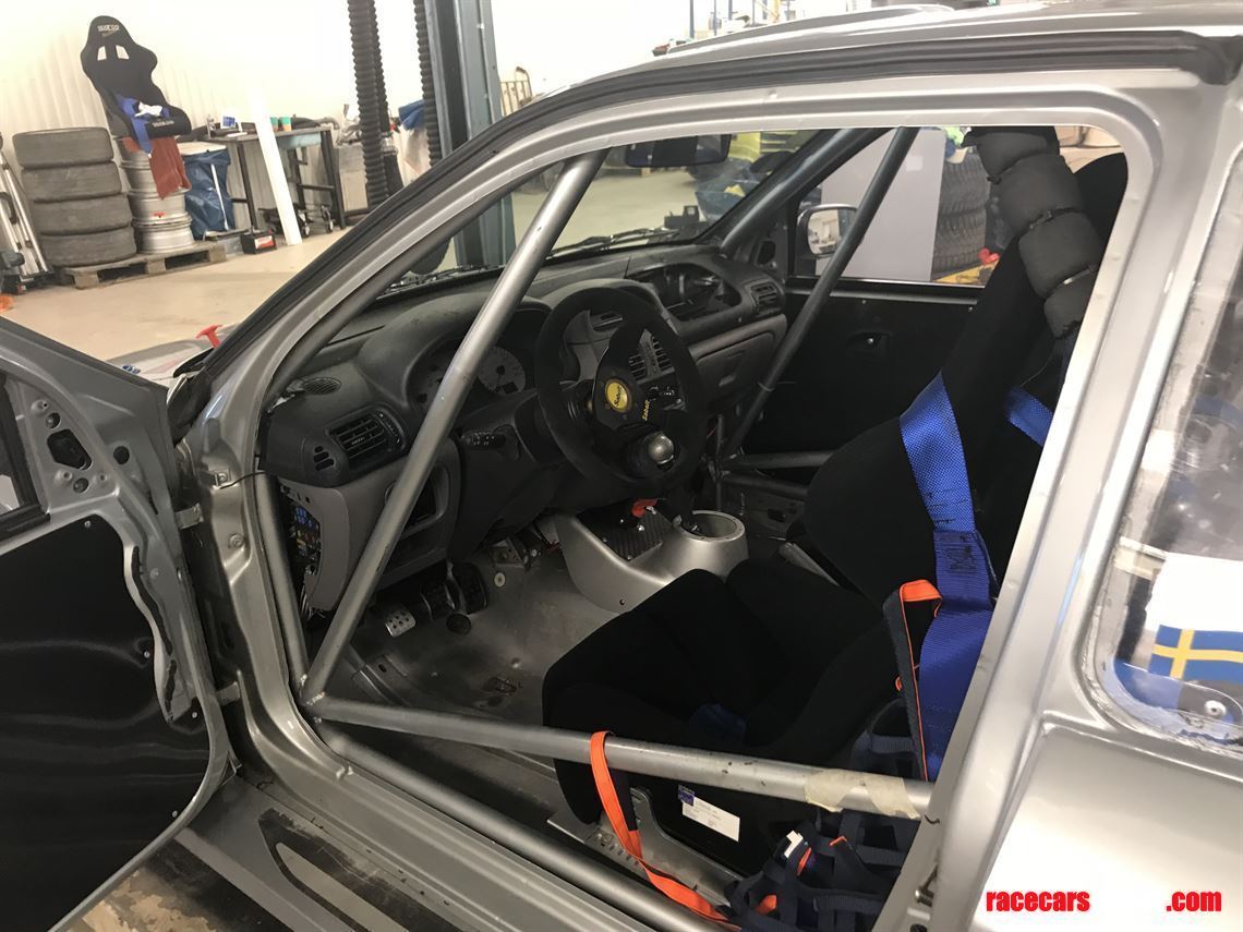 race-renault-clio-v6-phase1