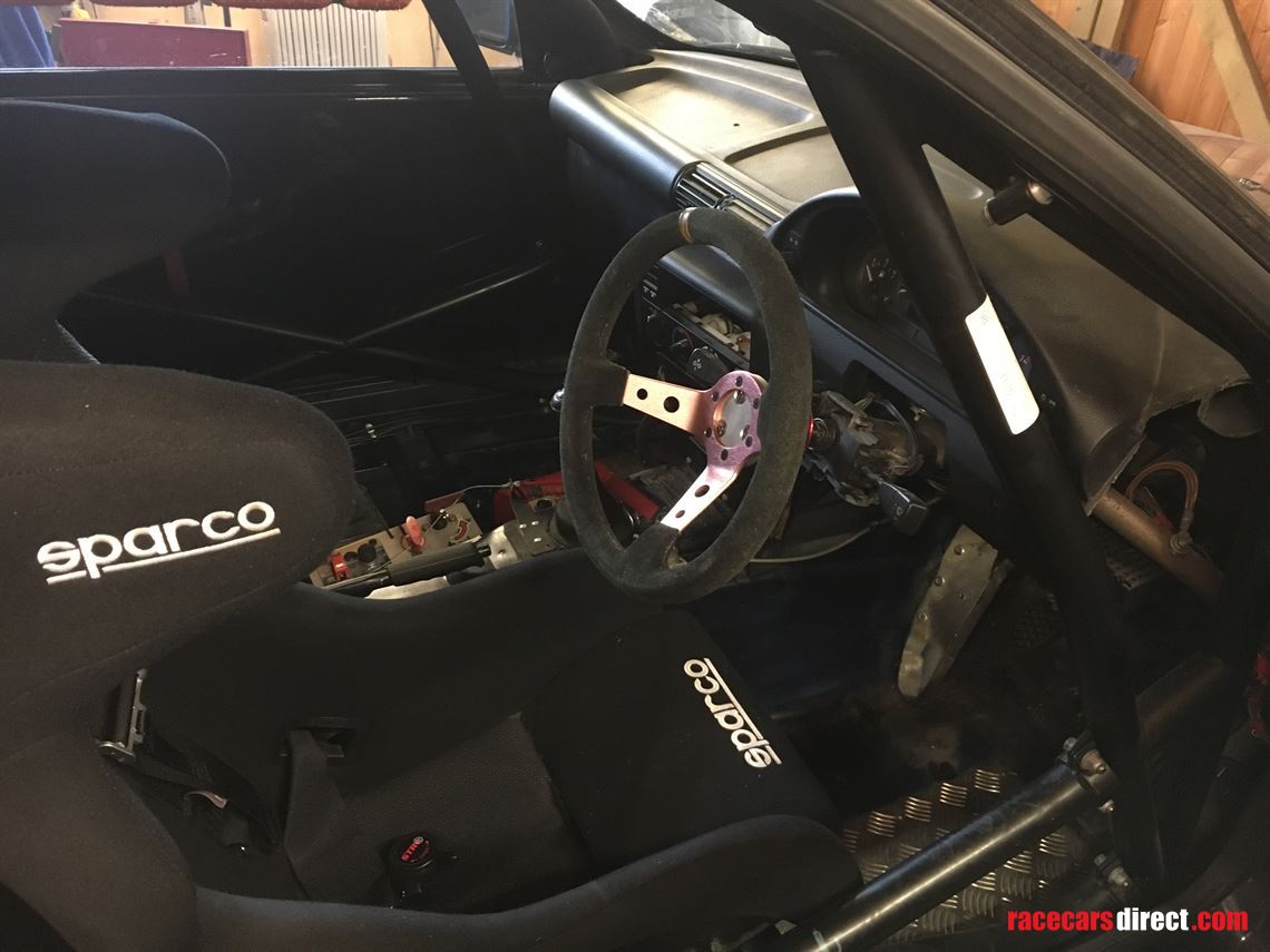 bmw-compact-cup-race-car