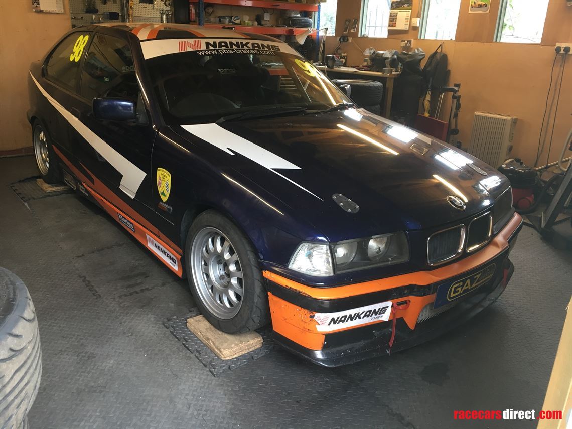 bmw-compact-cup-race-car