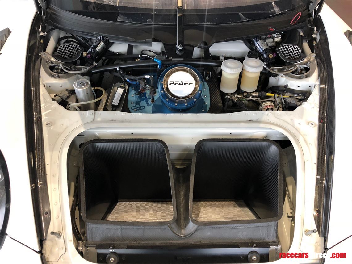 2017-porsche-gt3-r-w-2018-evo-updates