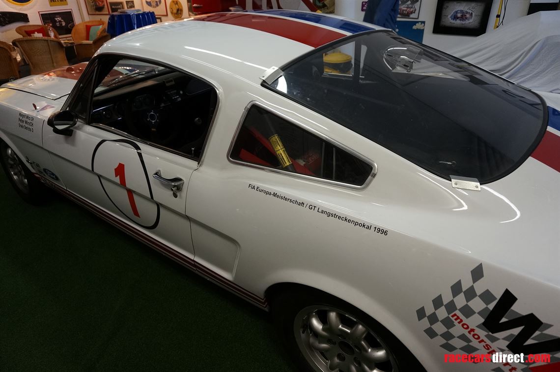 racing-mustang-fastback-19651966