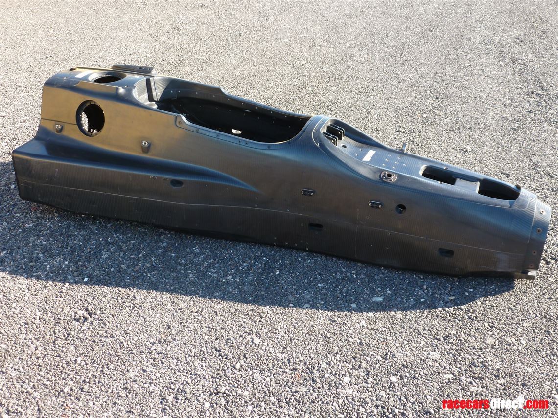 lola-t9500-indycar-tub