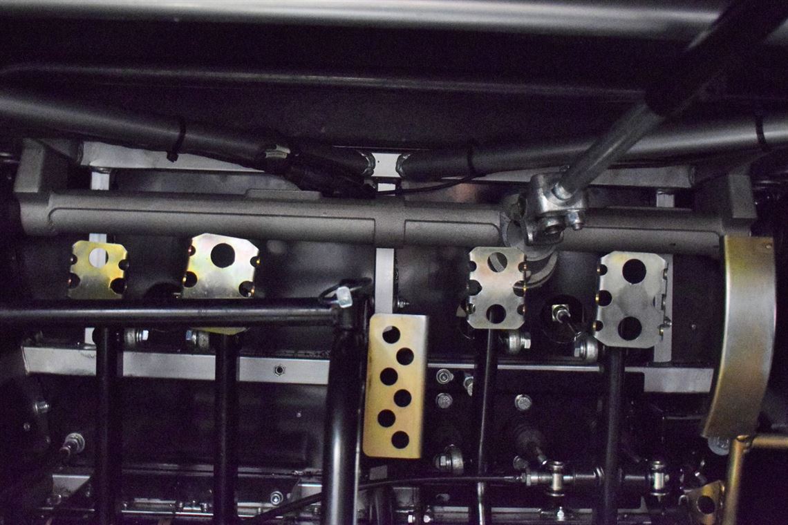 2018-radical-sr3-rsx-blackfluoro