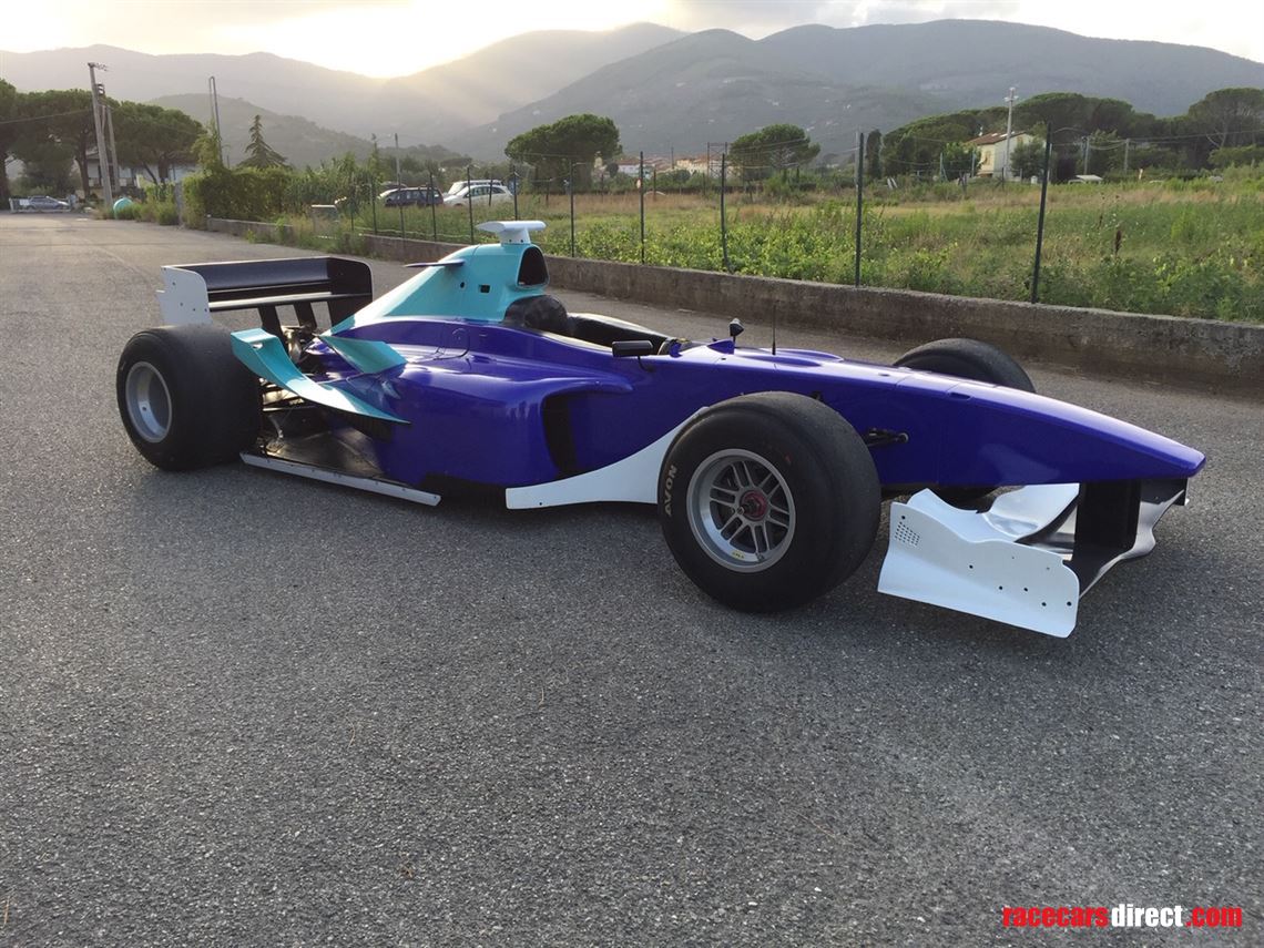 f3000-lola-b0250-rolling-chassis