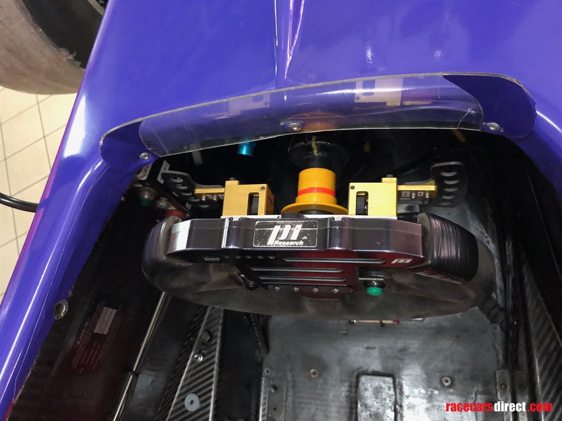 f3000-lola-b0250-rolling-chassis