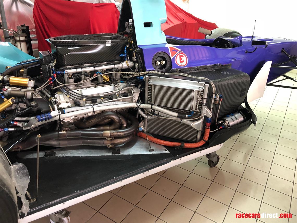 f3000-lola-b0250-rolling-chassis