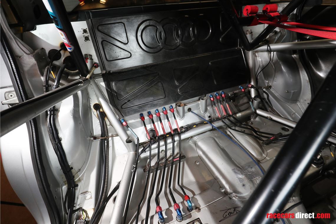 audi-a4-quattro-super-touring-car