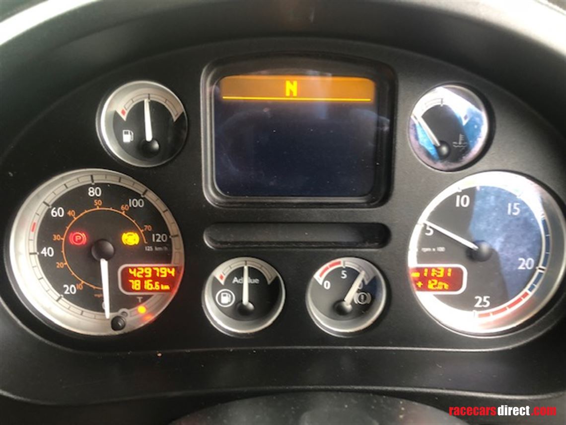 6-car-race-trailer-daf-tractor-unit